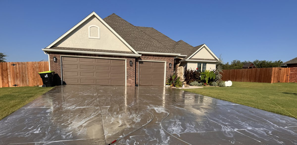 Driveway pressure washing in okc